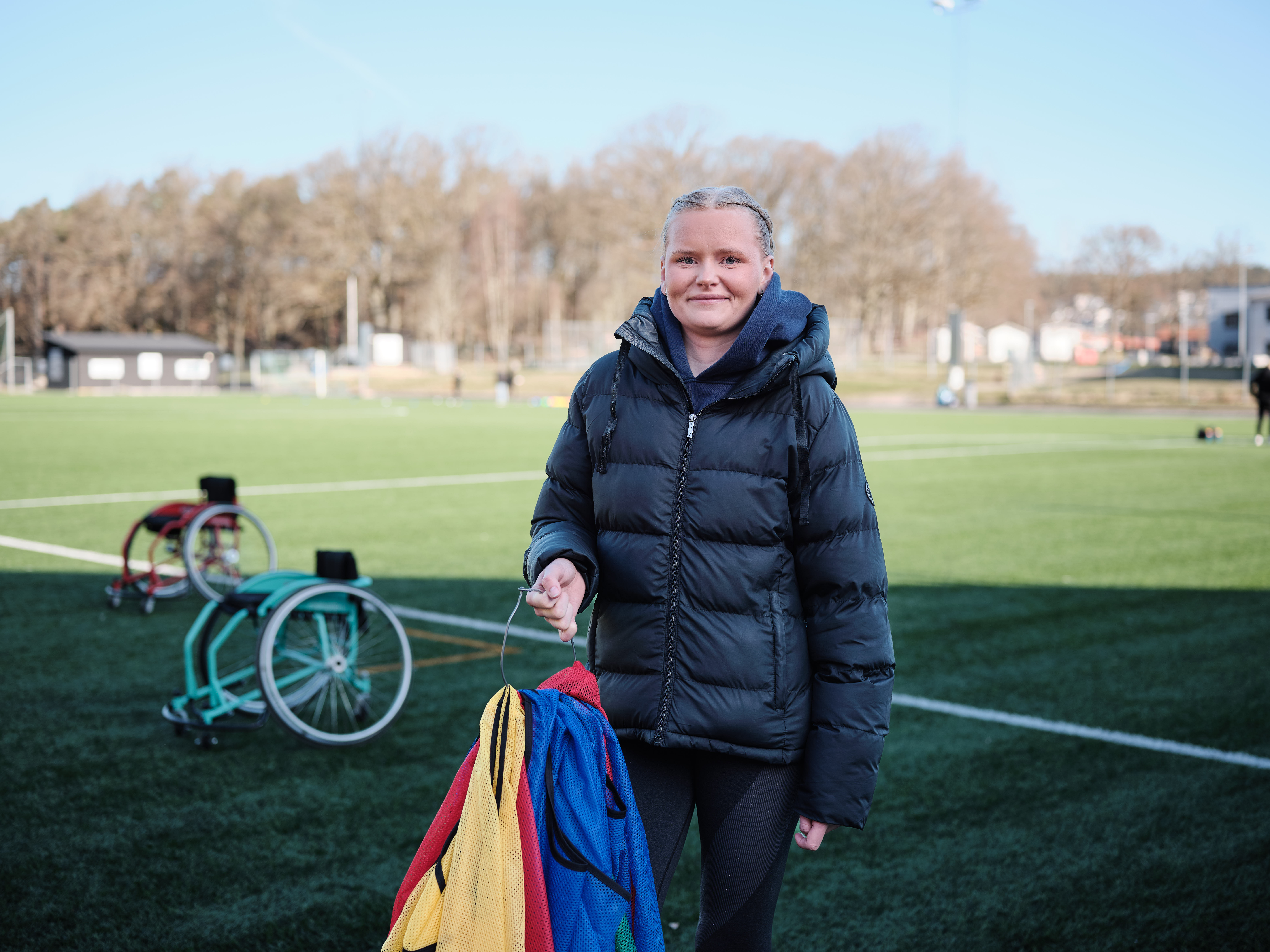 Moa Främberg, volontär från barn- och fritidsprogrammet på Alströmergymnasiet.